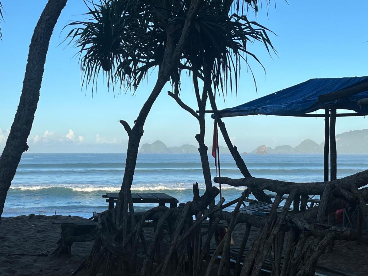Big Daddy'S Surfcamp Apartman Pasanggaran Kültér fotó
